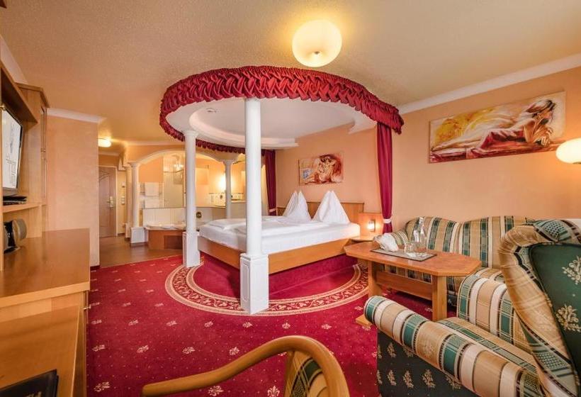 Отель Winzer Wellness & Kuscheln