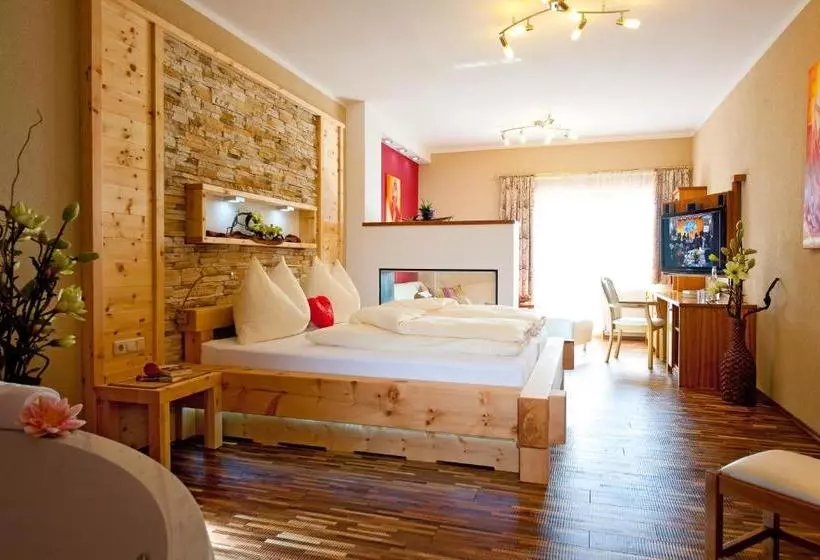 호텔 Winzer Wellness & Kuscheln