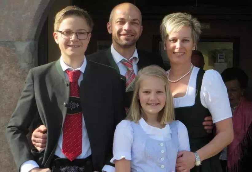 ペンション Landgasthof Santner