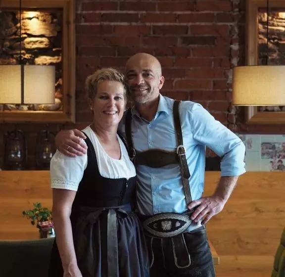 ペンション Landgasthof Santner