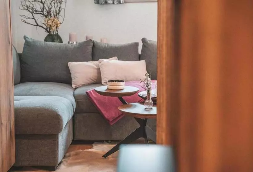 Pensió Landgasthof Wöhrer