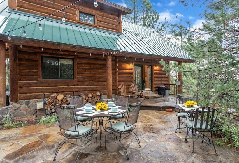 Cabin In The Pines! 3 Levels, Family Game Room, Private Patio, Sweeping Forest Views! By Redawning