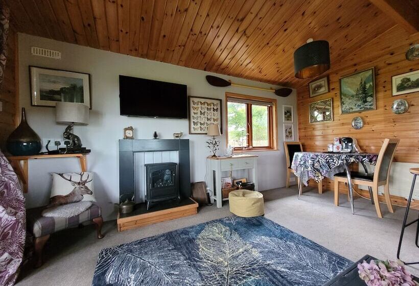 Cosy Wood Cabin In Rural Area Near National Park