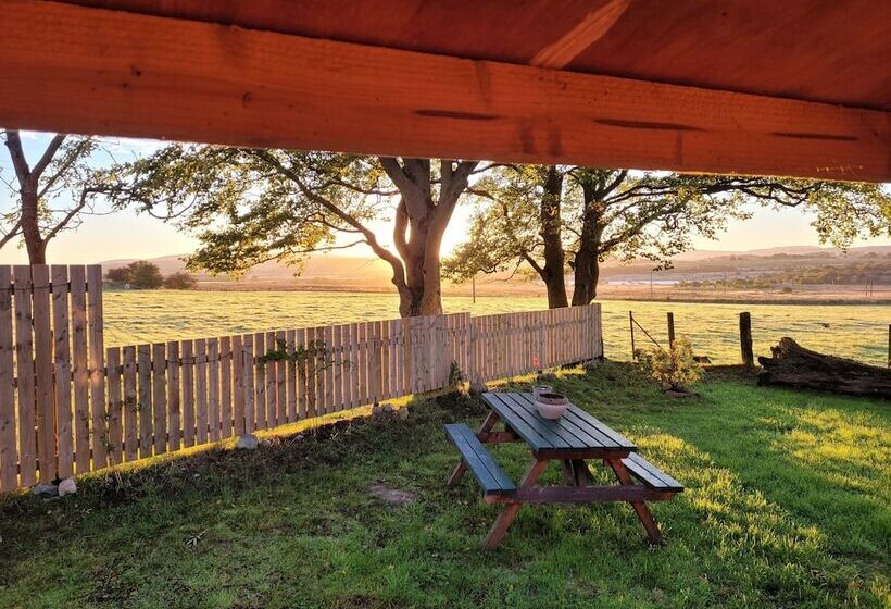 Cosy Wood Cabin In Rural Area Near National Park