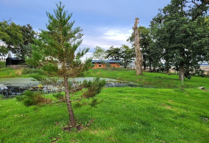 Cosy Wood Cabin In Rural Area Near National Park