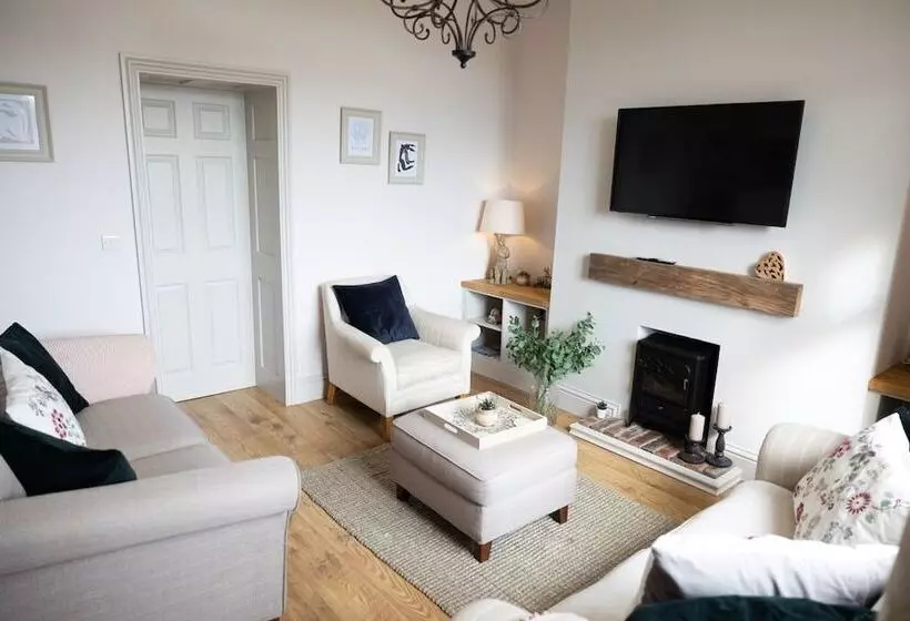 Fell View Cottage