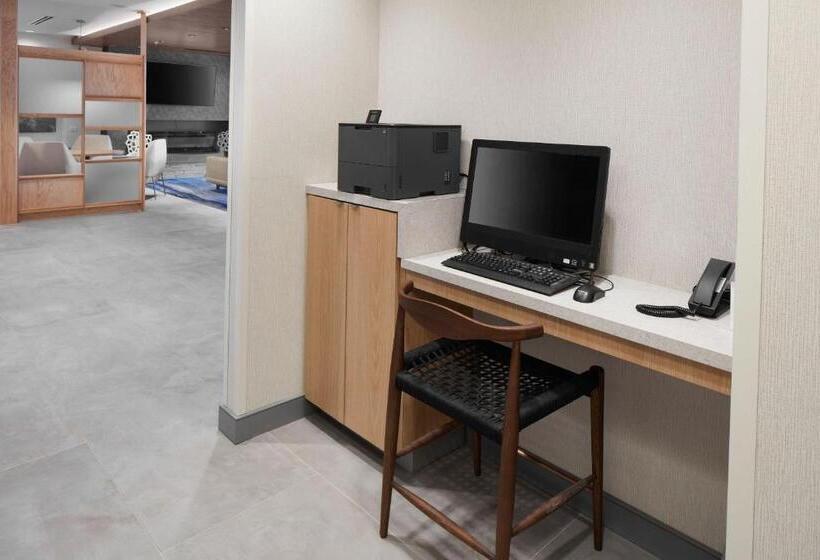 호텔 Fairfield Inn & Suites By Marriott Stony Creek