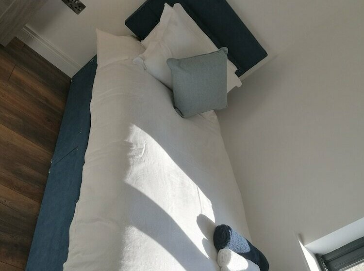 Lovely 3bed Cabin In Meigh