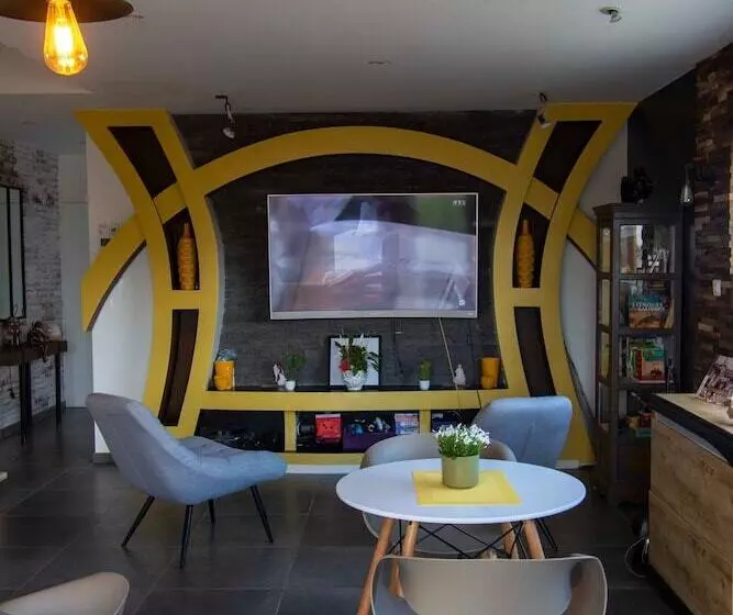 Majatalo Chambres 2 Caps