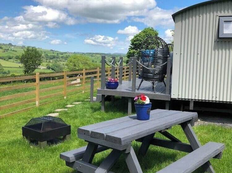 The Shepherds Hut At Hafoty Boeth