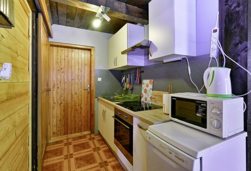 Awesome Home In Krizanec With 3 Bedrooms, Wifi And Outdoor Swimming Pool