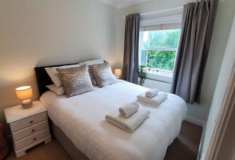 Hotelli The Adam & Eve