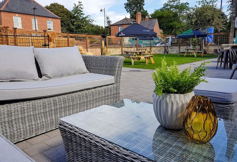 ホテル The Adam & Eve