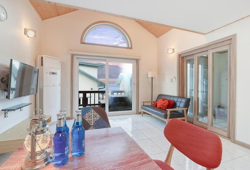 Yeosu Healling Spa Pension