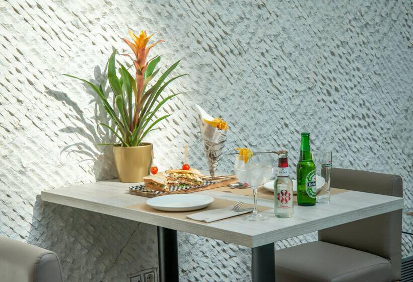 ホテル Ibersol Atrio del Mar