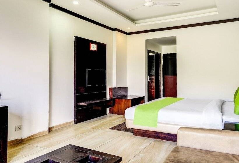 هتل Value And Spa By Decentstayz