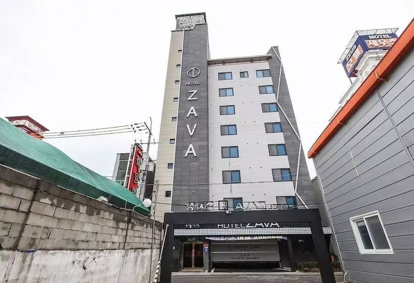 Motelli Yeosu Zava