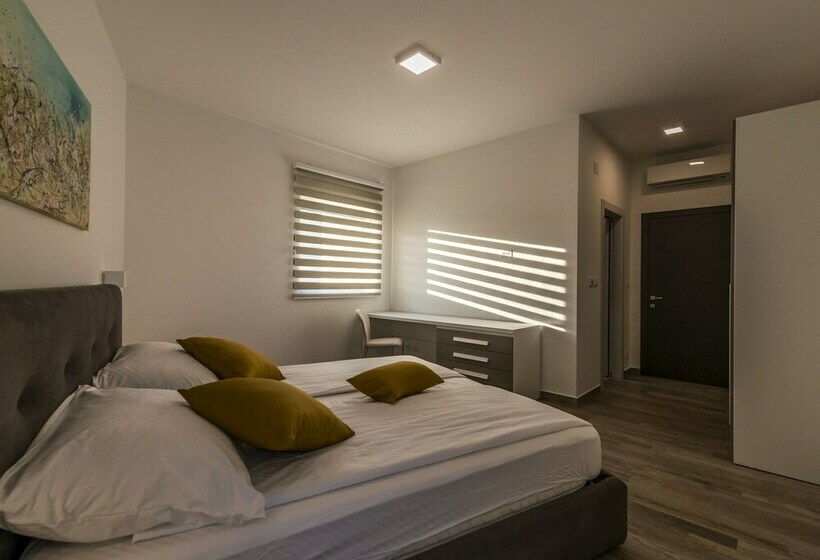 A Modern Luxury Villa With A Crystalclear Swimming Pool And Cultivated Garden