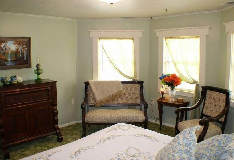 민박 Millsapbaker Estate