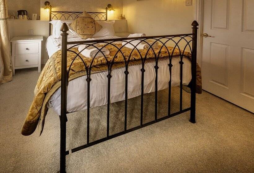 Хостел The Green Dragon