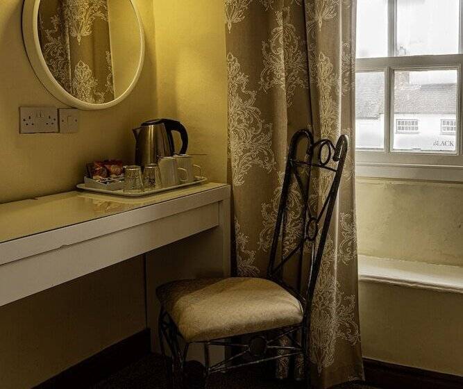 Хостел The Green Dragon