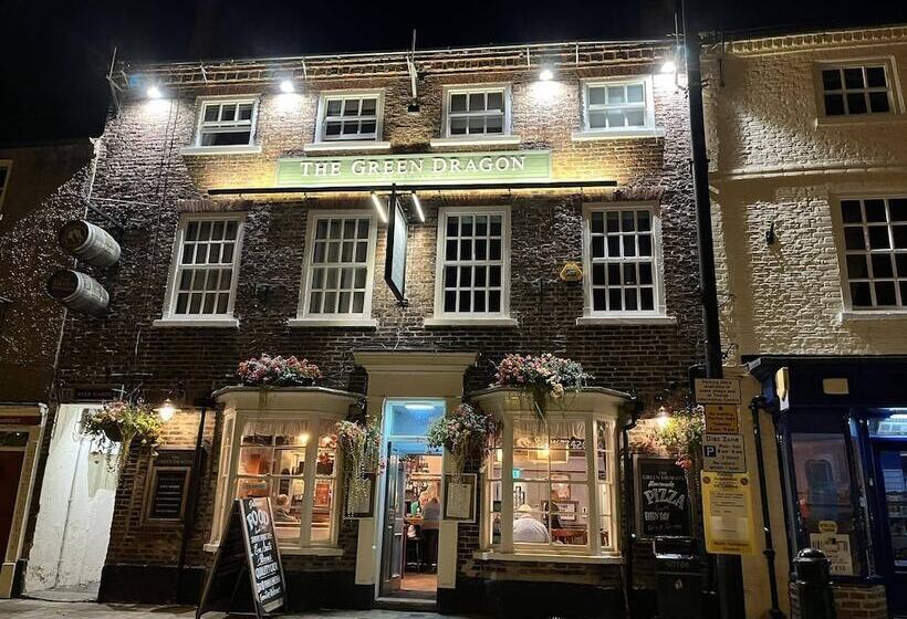 Хостел The Green Dragon