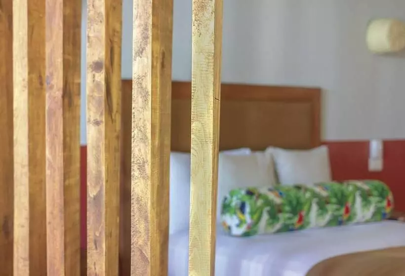 ホテル Albatros By Bedsfriends