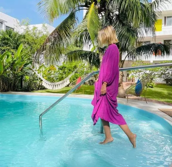 ホテル Albatros By Bedsfriends