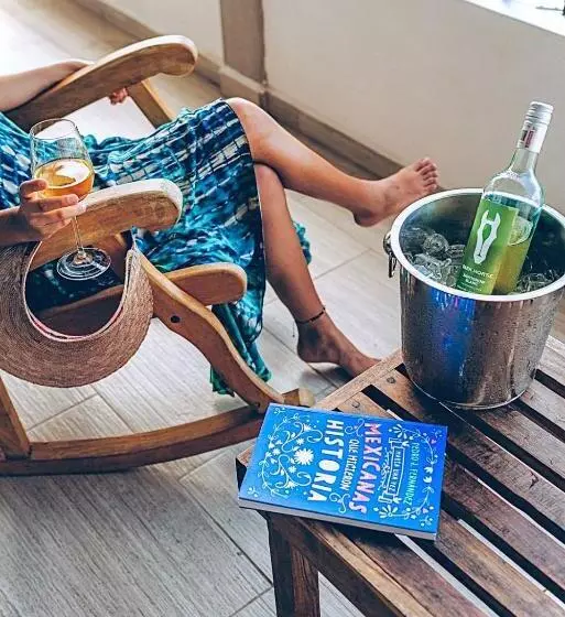 ホテル Albatros By Bedsfriends