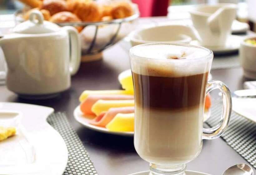 فندق El Sol De Oro