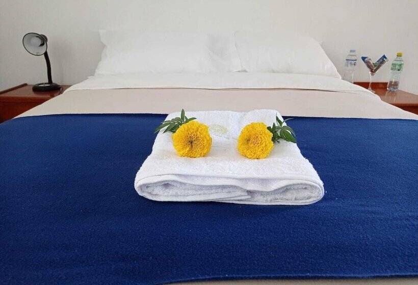 فندق El Sol De Oro