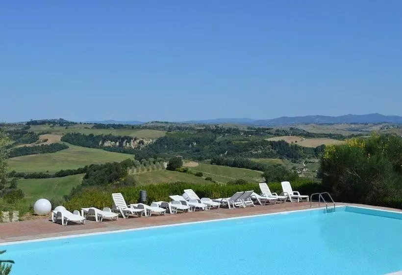 Hotelli Holidays In Apartment With Swimming Pool In Tuscany Siena