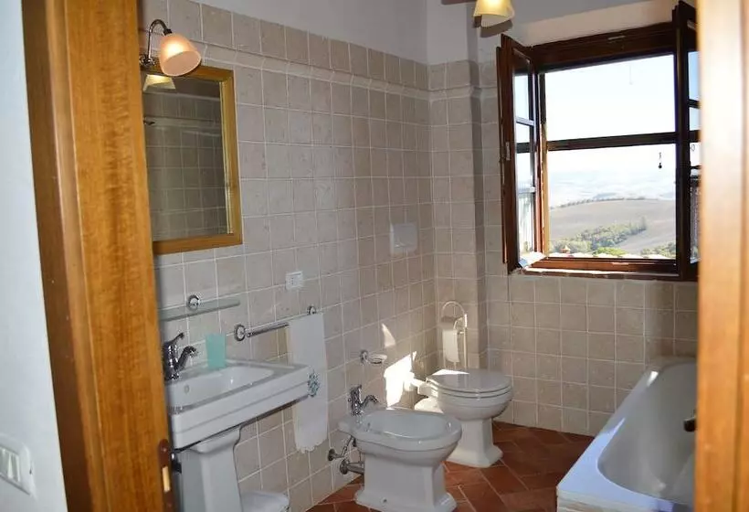 Hotelli Holidays In Apartment With Swimming Pool In Tuscany Siena