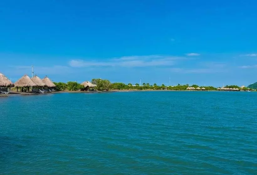 Hotelli Marina Puerto Velero