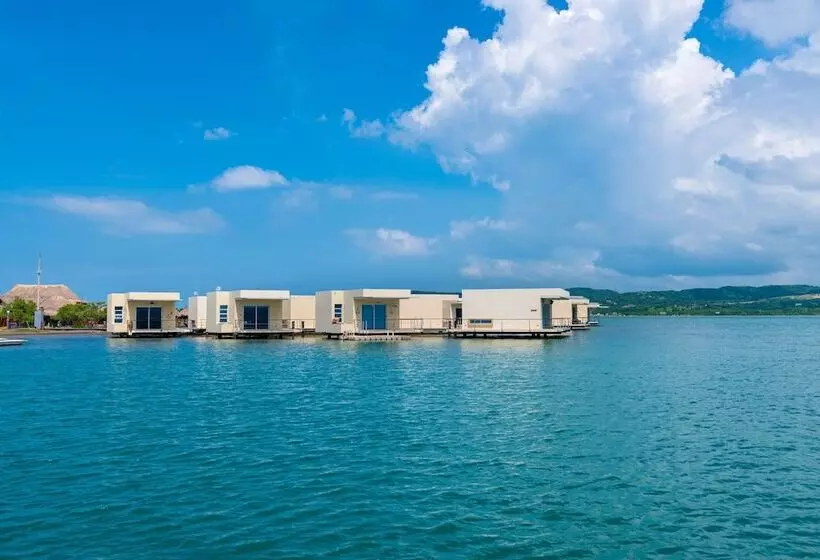 Hotelli Marina Puerto Velero