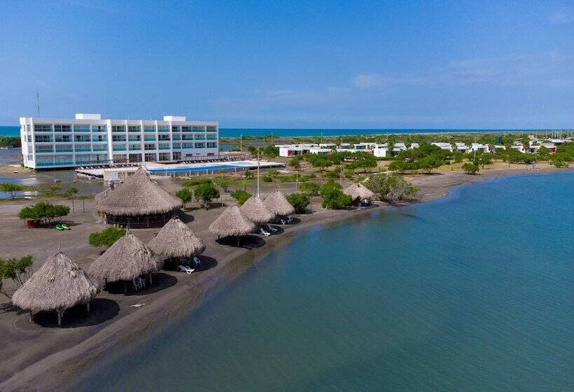 فندق Marina Puerto Velero