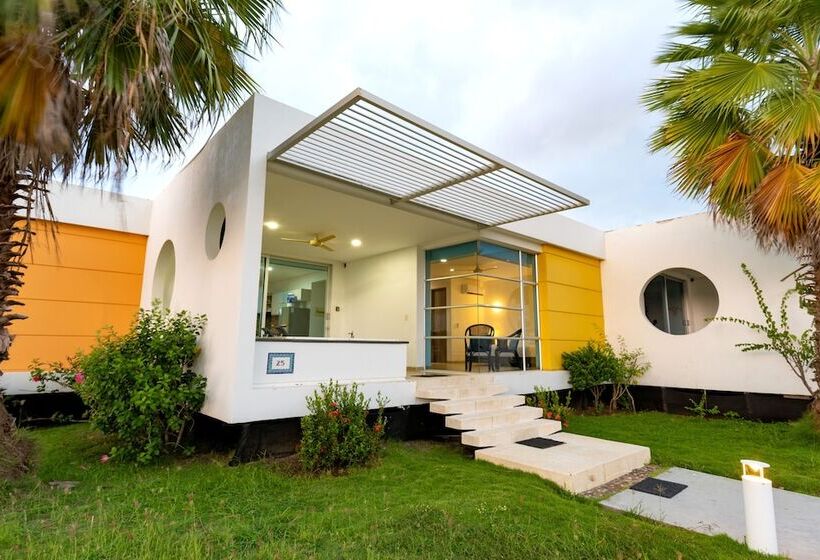 فندق Marina Puerto Velero