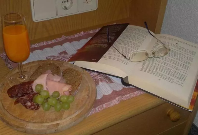 Bed and Breakfast Haus Hugo