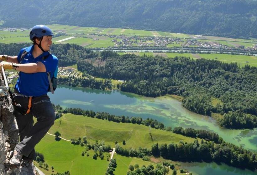 Bed and Breakfast Pension Alpina