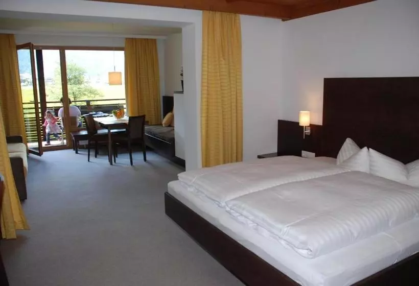 مبيت وإفطار Apart Garni Innerwiesn