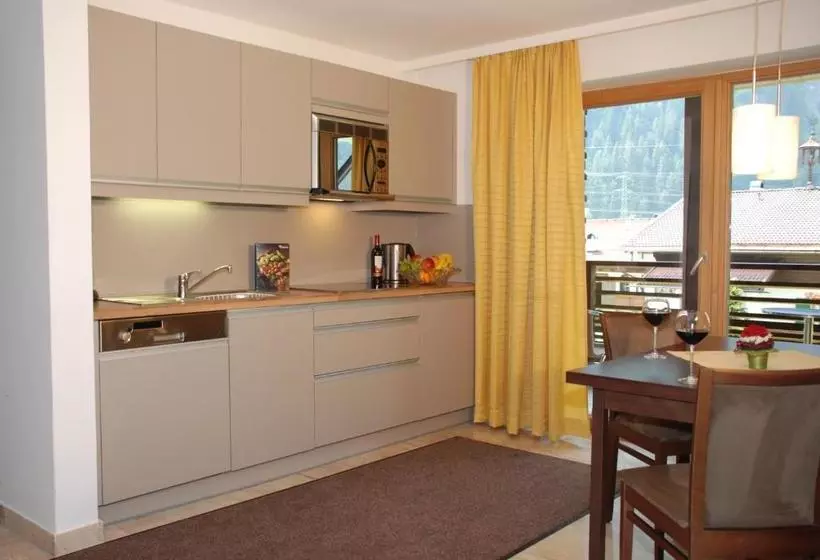 مبيت وإفطار Apart Garni Innerwiesn