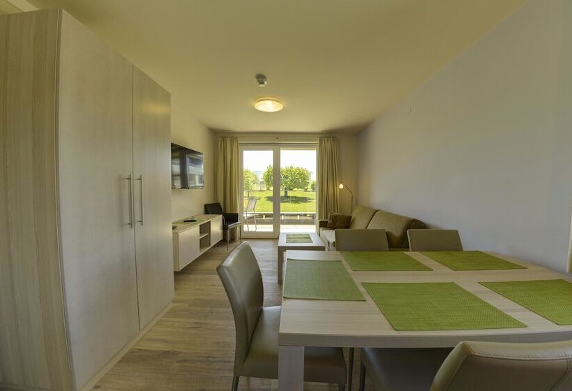 مبيت وإفطار Seepark Drobollach