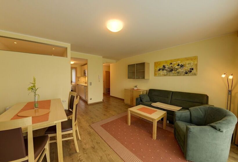 مبيت وإفطار Seepark Drobollach