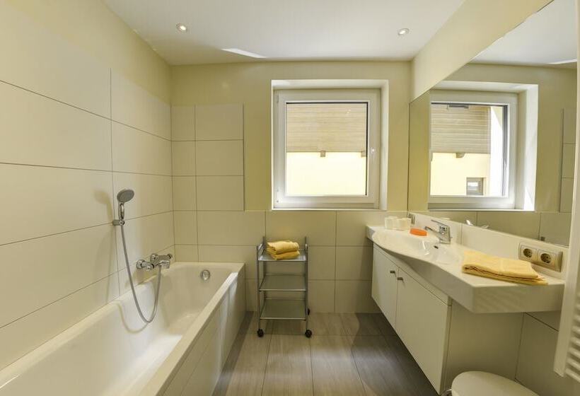 مبيت وإفطار Seepark Drobollach