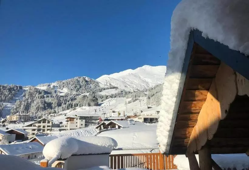 هتل Garni Alpendiamant