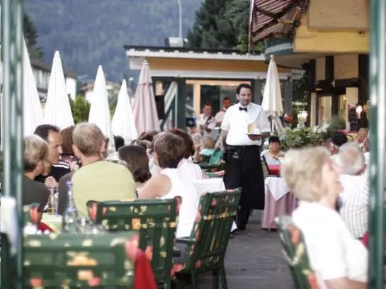 هتل Landhaus Carla