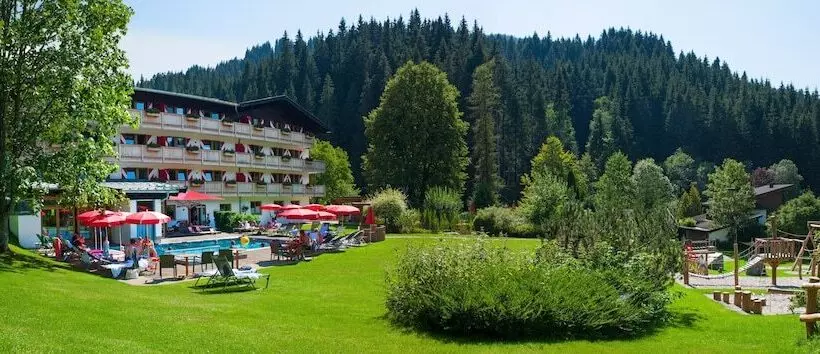 ホテル Ferienappartements Landhof