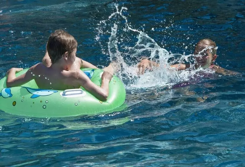 ホテル Ferienappartements Landhof