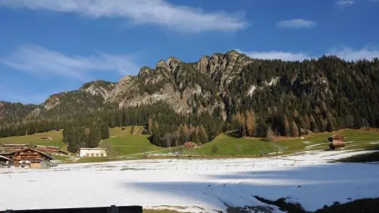 Отель Ferienwohnung Leirer