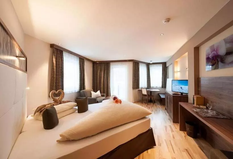 Отель Jennys Schlössl